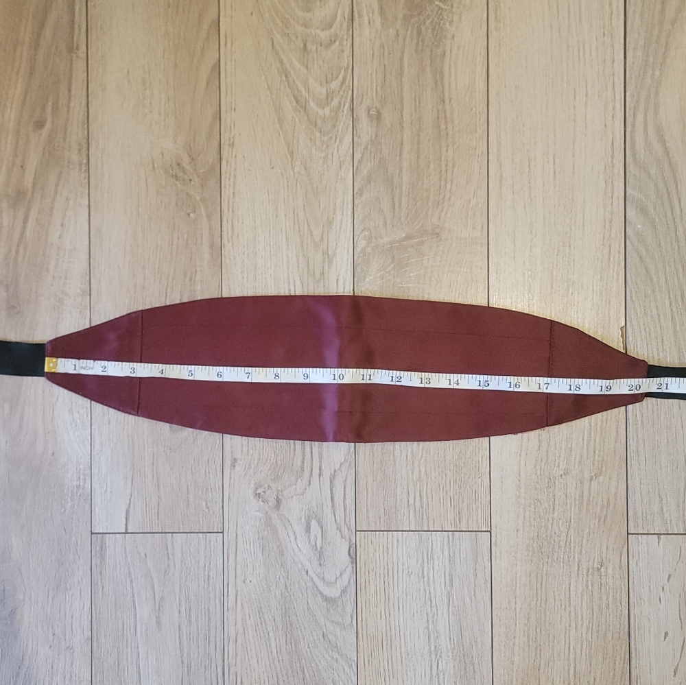 Maroon cumberbund